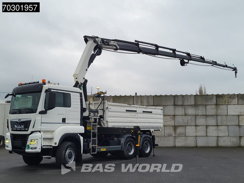 MAN TGS 33.420 6X6 Palfinger PK33002 EH Crane 12m3 tipper Manual Retarder Big-Axle Euro 6 - Tovornjak prekucnik, Tovornjak z dvigalom: slika 3 MAN TGS 33.420 6X6 Palfinger PK33002 EH Crane 12m3 tipper Manual Retarder Big-Axle Euro 6 - Tovornjak prekucnik, Tovornjak z dvigalom: slika 3