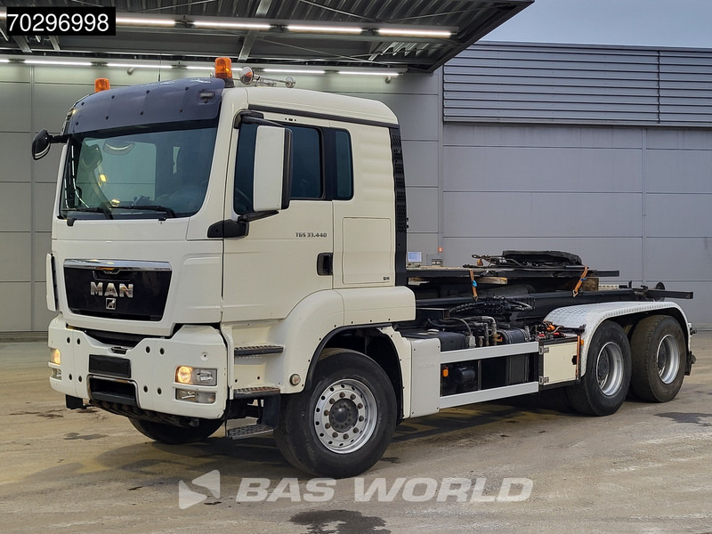 MAN TGS 33.440 6X4 25Ton AJK NHS25-5930 hooklift with 5th wheel Wechselsystem Manual Big-Axle Euro 5 lizing MAN TGS 33.440 6X4 25Ton AJK NHS25-5930 hooklift with 5th wheel Wechselsystem Manual Big-Axle Euro 5: slika 14 MAN TGS 33.440 6X4 25Ton AJK NHS25-5930 hooklift with 5th wheel Wechselsystem Manual Big-Axle Euro 5 lizing MAN TGS 33.440 6X4 25Ton AJK NHS25-5930 hooklift with 5th wheel Wechselsystem Manual Big-Axle Euro 5: slika 14