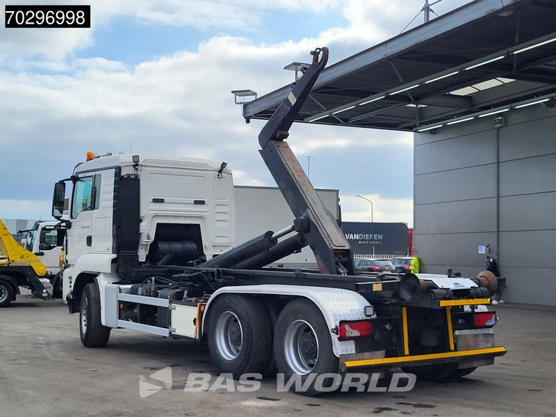 MAN TGS 33.440 6X4 25Ton AJK NHS25-5930 hooklift with 5th wheel Wechselsystem Manual Big-Axle Euro 5 lizing MAN TGS 33.440 6X4 25Ton AJK NHS25-5930 hooklift with 5th wheel Wechselsystem Manual Big-Axle Euro 5: slika 7 MAN TGS 33.440 6X4 25Ton AJK NHS25-5930 hooklift with 5th wheel Wechselsystem Manual Big-Axle Euro 5 lizing MAN TGS 33.440 6X4 25Ton AJK NHS25-5930 hooklift with 5th wheel Wechselsystem Manual Big-Axle Euro 5: slika 7