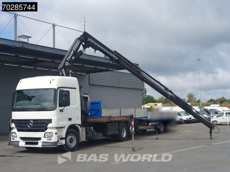 Mercedes-Benz Actros 2532 6X2 Fassi F330D3 Crane Kran Lift+steering Axle 3-Pedals Euro 3 - Tovornjak s kesonom, Tovornjak z dvigalom: slika 3 Mercedes-Benz Actros 2532 6X2 Fassi F330D3 Crane Kran Lift+steering Axle 3-Pedals Euro 3 - Tovornjak s kesonom, Tovornjak z dvigalom: slika 3
