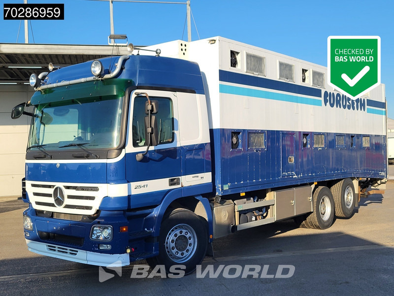 Mercedes-Benz Actros 2541 Actros 6X2 Retarder Lift+Lenkachse Ladebordwand Euro 4 - Tovornjak za prevoz živine: slika 1 Mercedes-Benz Actros 2541 Actros 6X2 Retarder Lift+Lenkachse Ladebordwand Euro 4 - Tovornjak za prevoz živine: slika 1