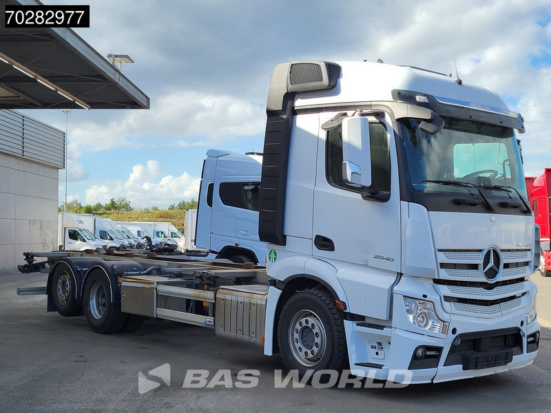 Mercedes-Benz Actros 2548 Actros 6X2 BROKEN ENGINE Lift-Axle Xenon Automatic Euro 6 - Kontejnerski tovornjak/ Tovornjak z zamenljivim tovoriščem: slika 3 Mercedes-Benz Actros 2548 Actros 6X2 BROKEN ENGINE Lift-Axle Xenon Automatic Euro 6 - Kontejnerski tovornjak/ Tovornjak z zamenljivim tovoriščem: slika 3