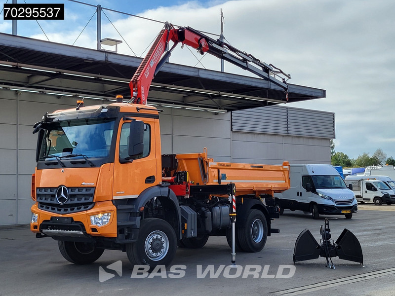 Mercedes-Benz Arocs 1835 4X4 4x4 Fassi F135AC.0.24 Crane Kran Meiller 3-Way Tipper Big-Axle - Tovornjak prekucnik, Tovornjak z dvigalom: slika 3 Mercedes-Benz Arocs 1835 4X4 4x4 Fassi F135AC.0.24 Crane Kran Meiller 3-Way Tipper Big-Axle - Tovornjak prekucnik, Tovornjak z dvigalom: slika 3