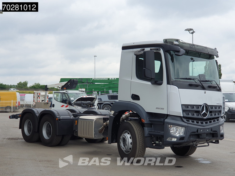 Mercedes-Benz Arocs 2636 6X4 NEW chassis Flange PTO Big-Axle Steelsuspension Euro 6 - Tovornjak-šasija: slika 3 Mercedes-Benz Arocs 2636 6X4 NEW chassis Flange PTO Big-Axle Steelsuspension Euro 6 - Tovornjak-šasija: slika 3