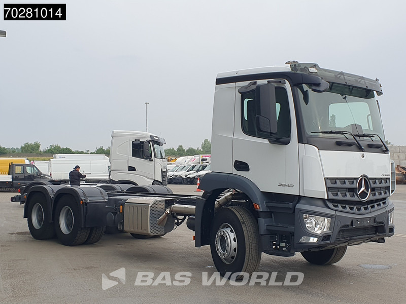 Mercedes-Benz Arocs 2640 6X4 NEW Chassis Big-Axle Automatic Euro 6 - Tovornjak-šasija: slika 3 Mercedes-Benz Arocs 2640 6X4 NEW Chassis Big-Axle Automatic Euro 6 - Tovornjak-šasija: slika 3