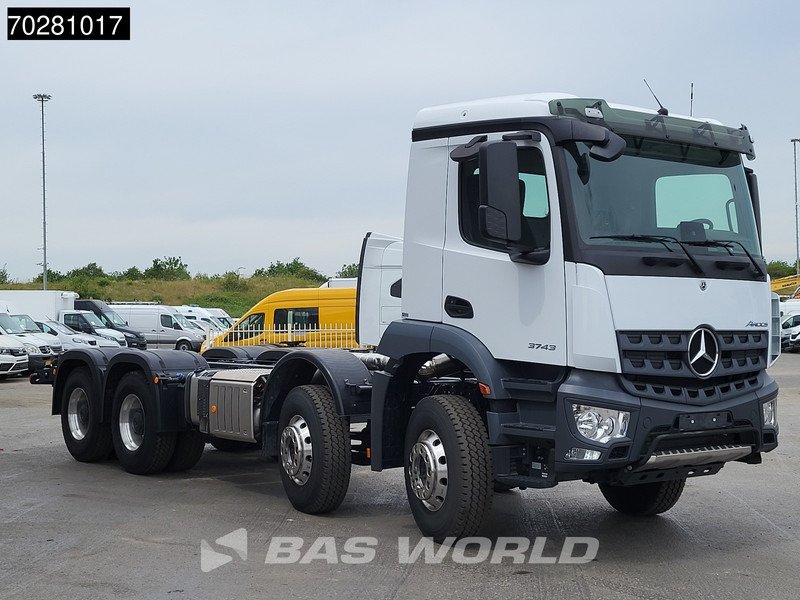 Mercedes-Benz Arocs 3743 8X4 NEW chassis Big-Axle Alcoa's Euro 6 - Tovornjak-šasija: slika 3 Mercedes-Benz Arocs 3743 8X4 NEW chassis Big-Axle Alcoa's Euro 6 - Tovornjak-šasija: slika 3