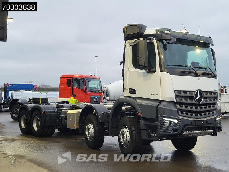 Mercedes-Benz Arocs 4140 8X4 NEW! Chassis Automatic Steelsuspension Euro 5 - Tovornjak-šasija: slika 3 Mercedes-Benz Arocs 4140 8X4 NEW! Chassis Automatic Steelsuspension Euro 5 - Tovornjak-šasija: slika 3
