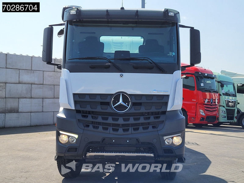 Mercedes-Benz Arocs 4245 8X4 NEW! 12m3 Schwing Stetter mixer Big-Axle Manual Euro 3 - Avtomešalec: slika 5 Mercedes-Benz Arocs 4245 8X4 NEW! 12m3 Schwing Stetter mixer Big-Axle Manual Euro 3 - Avtomešalec: slika 5
