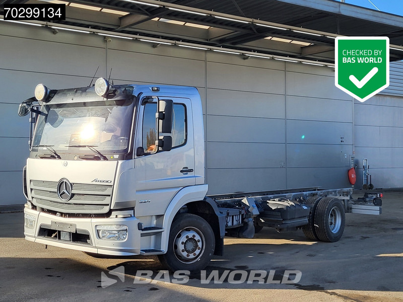 Mercedes-Benz Atego 1224 Atego 4X2 12tons chassis LOW Mileage! Automatic Airco Euro 6 - Tovornjak-šasija: slika 1 Mercedes-Benz Atego 1224 Atego 4X2 12tons chassis LOW Mileage! Automatic Airco Euro 6 - Tovornjak-šasija: slika 1