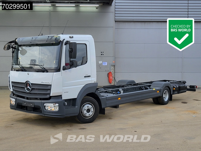 Mercedes-Benz Atego 816 Atego 4X2 LIKE NEW 8tons chassis Automatic PTO Euro 6 - Tovornjak-šasija: slika 1 Mercedes-Benz Atego 816 Atego 4X2 LIKE NEW 8tons chassis Automatic PTO Euro 6 - Tovornjak-šasija: slika 1