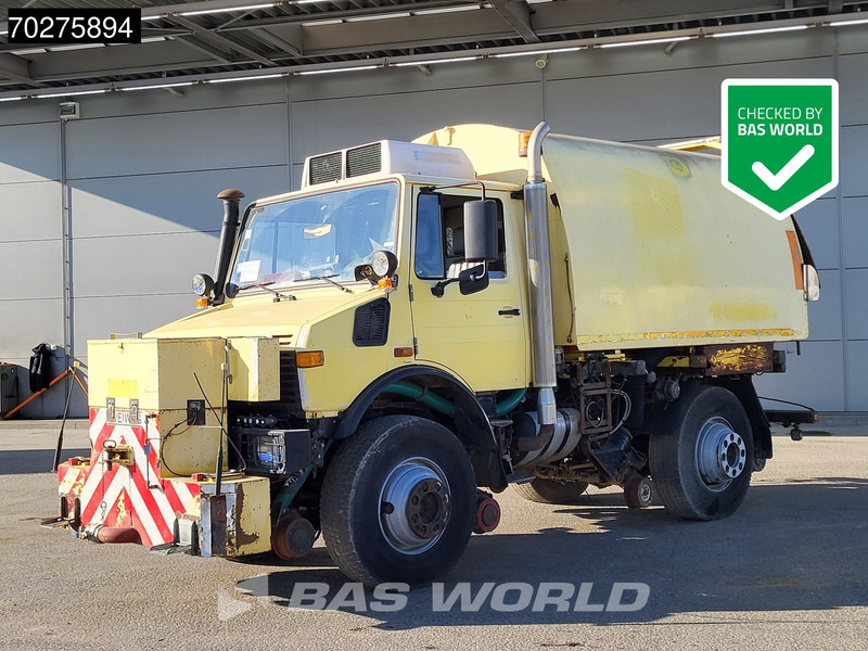 Mercedes-Benz Unimog 1650 4X4 Assaloni Vaccuum truck 4x4 Railway Manual Euro 2 - Vakuumski tovornjak: slika 1 Mercedes-Benz Unimog 1650 4X4 Assaloni Vaccuum truck 4x4 Railway Manual Euro 2 - Vakuumski tovornjak: slika 1