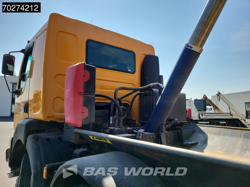 Renault Kerax 420 8X4 13m3 Marrel tipper Retarder Full Steel Manual Big-Axle Euro 3 - Tovornjak prekucnik: slika 3 Renault Kerax 420 8X4 13m3 Marrel tipper Retarder Full Steel Manual Big-Axle Euro 3 - Tovornjak prekucnik: slika 3