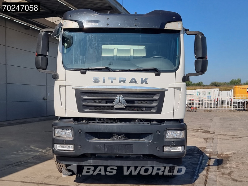 Sitrak G5 350 8X4 8m3 Liebherr Mixer Big-Axle Steelsuspension - Avtomešalec: slika 5 Sitrak G5 350 8X4 8m3 Liebherr Mixer Big-Axle Steelsuspension - Avtomešalec: slika 5