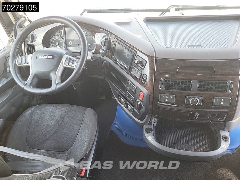 Interior photo 1: Vlačilec DAF XF 450 4X2 NL-Truck 2x Tanks Standklima