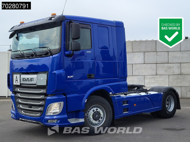 DAF XF 480 4X4 ComfortCab 4x4 PXP Hydrauliek ACC Euro 6 - Vlačilec: slika 1 DAF XF 480 4X4 ComfortCab 4x4 PXP Hydrauliek ACC Euro 6 - Vlačilec: slika 1