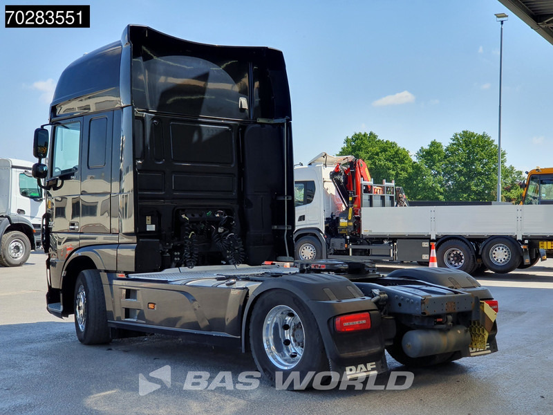 DAF XF 510 4X2 SSC Retarder 2x Tanks Alcoa's Standklima Leather - Vlačilec: slika 2 DAF XF 510 4X2 SSC Retarder 2x Tanks Alcoa's Standklima Leather - Vlačilec: slika 2