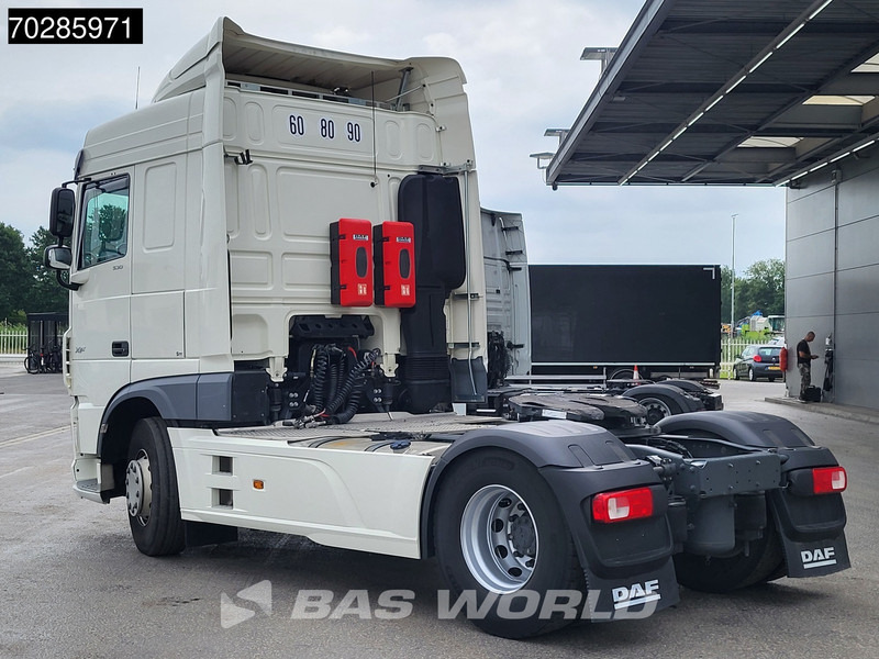 DAF XF 530 4X2 Standklima ACC Euro 6 - Vlačilec: slika 2 DAF XF 530 4X2 Standklima ACC Euro 6 - Vlačilec: slika 2