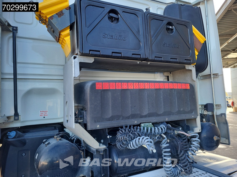 DAF XF 530 6X4 Low Mileage! 120T SSC Retarder 2x Tanks - Vlačilec: slika 5 DAF XF 530 6X4 Low Mileage! 120T SSC Retarder 2x Tanks - Vlačilec: slika 5