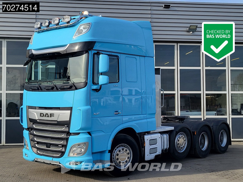 DAF XF 530 XF 8X4 Big-Axle Lift+lenkachse Retarder PTO Hydraulik StandKlima ACC LED Euro 6 - Vlačilec: slika 1 DAF XF 530 XF 8X4 Big-Axle Lift+lenkachse Retarder PTO Hydraulik StandKlima ACC LED Euro 6 - Vlačilec: slika 1
