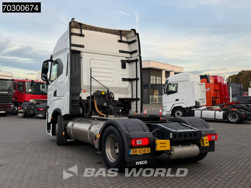 Iveco S-Way 460 NP 4X2 LNG! NL-Truck Retarder 2xTanks ACC LED Euro 6 - Vlačilec: slika 2 Iveco S-Way 460 NP 4X2 LNG! NL-Truck Retarder 2xTanks ACC LED Euro 6 - Vlačilec: slika 2