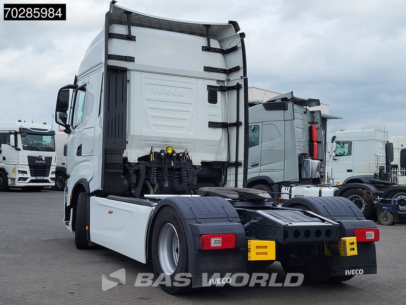 Iveco S-Way 490 4X2 Retarder Standklima 2xTanks Navi ACC LED Euro 6 - Vlačilec: slika 2 Iveco S-Way 490 4X2 Retarder Standklima 2xTanks Navi ACC LED Euro 6 - Vlačilec: slika 2