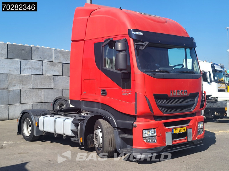 Iveco Stralis 420 Stralis 4X2 NL-Truck Retarder 2X Tanks Mega ACC Euro 6 - Vlačilec: slika 3 Iveco Stralis 420 Stralis 4X2 NL-Truck Retarder 2X Tanks Mega ACC Euro 6 - Vlačilec: slika 3