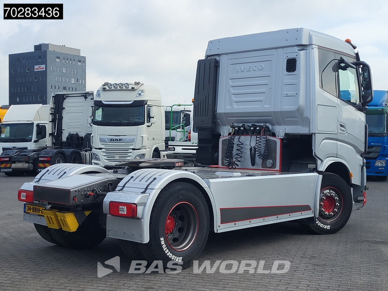 Iveco X-Way 570 820 4X2 NL Show Truck! Hydraulik ACC Standklima Navi Alcoa's - Vlačilec: slika 5 Iveco X-Way 570 820 4X2 NL Show Truck! Hydraulik ACC Standklima Navi Alcoa's - Vlačilec: slika 5