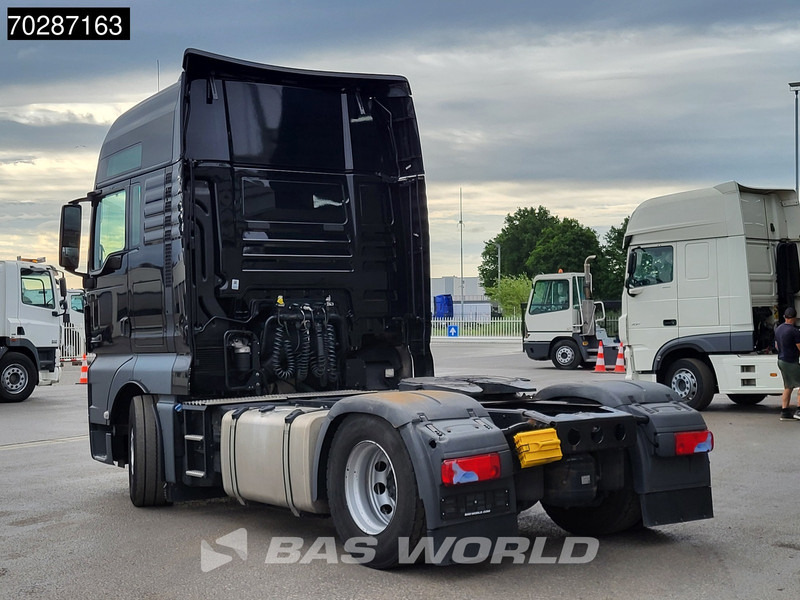 MAN TGX 18.470 4X2 XXL Retarder 2x Tanks Standklima ACC Navi Euro 6 - Vlačilec: slika 2 MAN TGX 18.470 4X2 XXL Retarder 2x Tanks Standklima ACC Navi Euro 6 - Vlačilec: slika 2