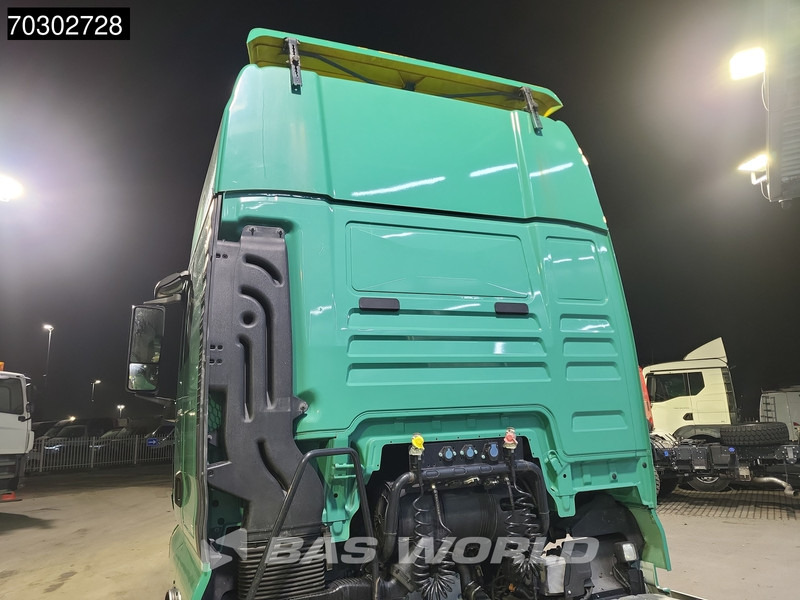 MAN TGX 18.500 4X2 Mega XXL Retarder 2xTanks ACC Euro 6 - Vlačilec: slika 3 MAN TGX 18.500 4X2 Mega XXL Retarder 2xTanks ACC Euro 6 - Vlačilec: slika 3