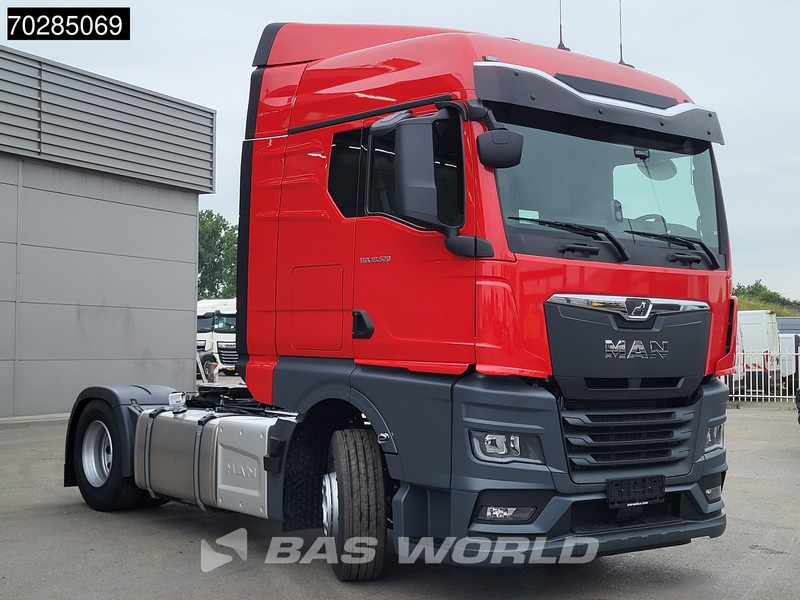 MAN TGX 18.520 4X2 NEW! GM 2x Tanks Euro 6 - Vlačilec: slika 3 MAN TGX 18.520 4X2 NEW! GM 2x Tanks Euro 6 - Vlačilec: slika 3