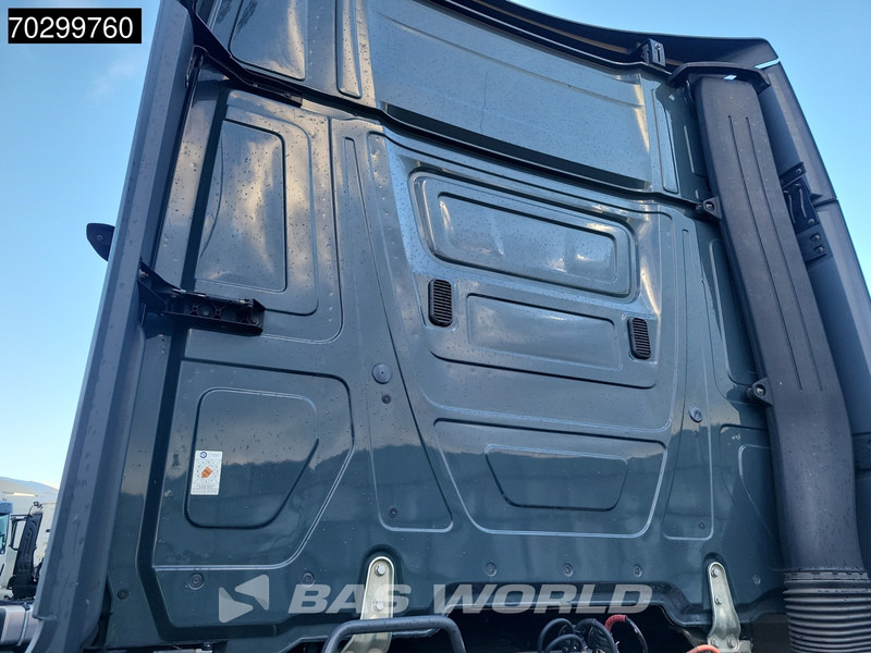 Mercedes-Benz Actros 1842 4X2 GigaSpace Mega Retarder 2xTanks ACC Standklima Euro 6 - Vlačilec: slika 5 Mercedes-Benz Actros 1842 4X2 GigaSpace Mega Retarder 2xTanks ACC Standklima Euro 6 - Vlačilec: slika 5