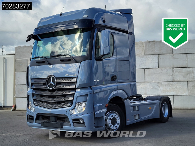Mercedes-Benz Actros 1845 4X2 BigSpace Retarder 2x Tanks Standklima ACC Euro 6 - Vlačilec: slika 1 Mercedes-Benz Actros 1845 4X2 BigSpace Retarder 2x Tanks Standklima ACC Euro 6 - Vlačilec: slika 1