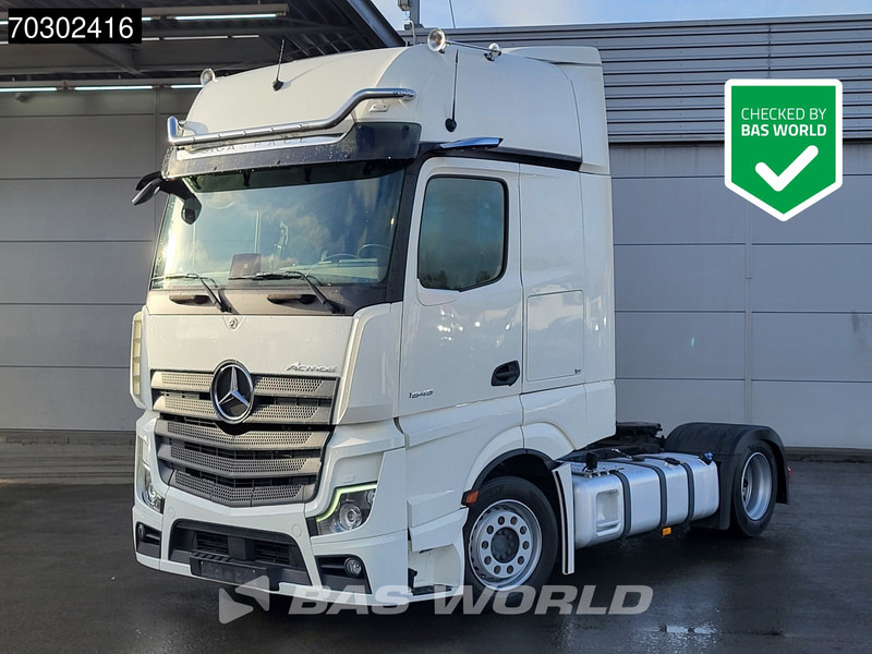 Mercedes-Benz Actros 1845 4X2 GigaSpace Mega Retarder 2x Tanks Standklima Xenon Euro 6 - Vlačilec: slika 1 Mercedes-Benz Actros 1845 4X2 GigaSpace Mega Retarder 2x Tanks Standklima Xenon Euro 6 - Vlačilec: slika 1