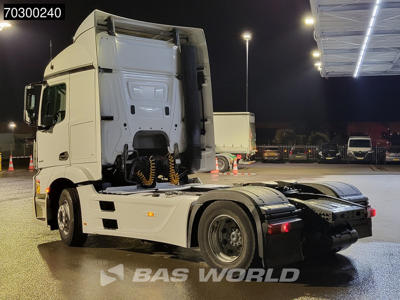 Mercedes-Benz Actros 1845 4X2 StreamSpace Euro 6 - Vlačilec: slika 2 Mercedes-Benz Actros 1845 4X2 StreamSpace Euro 6 - Vlačilec: slika 2