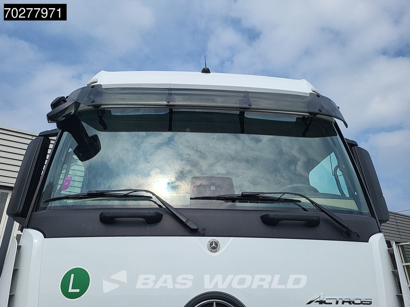 Vlačilec Mercedes-Benz Actros 1851 Actros 4X2 BigSpace 2x Tanks: slika 7 Vlačilec Mercedes-Benz Actros 1851 Actros 4X2 BigSpace 2x Tanks: slika 7