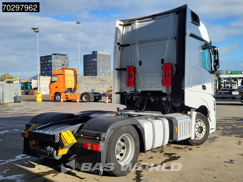 Mercedes-Benz Actros 1851 Actros 4X2 GigaSpace ADR 2xTanks Xenon Euro 6 - Vlačilec: slika 5 Mercedes-Benz Actros 1851 Actros 4X2 GigaSpace ADR 2xTanks Xenon Euro 6 - Vlačilec: slika 5