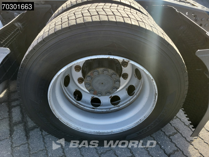 Vlačilec Mercedes-Benz Actros 1942 4X2 NL-Truck Mega StreamSpace: slika 16