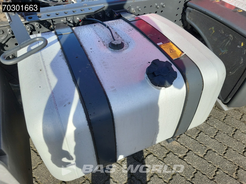 Vlačilec Mercedes-Benz Actros 1942 4X2 NL-Truck Mega StreamSpace: slika 14