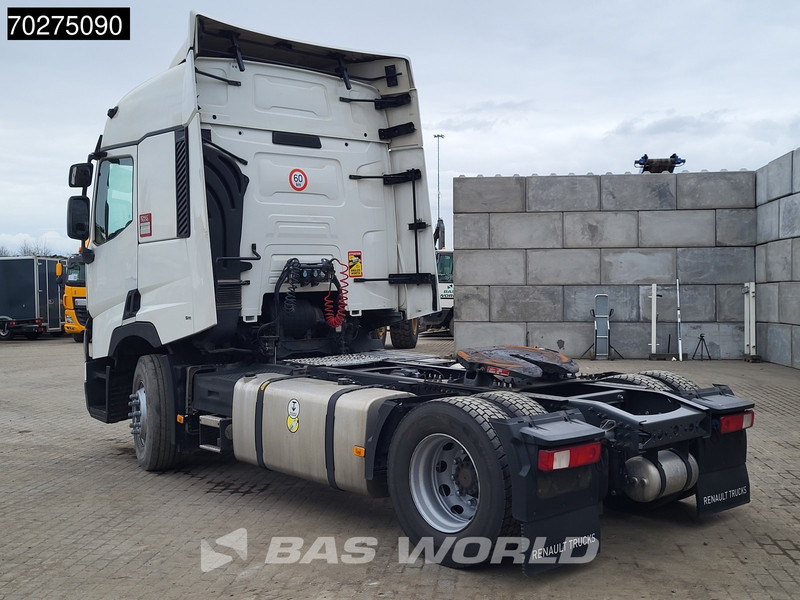 Renault T 460 4X2 2x Tanks VEB SleeperCab - Vlačilec: slika 2 Renault T 460 4X2 2x Tanks VEB SleeperCab - Vlačilec: slika 2