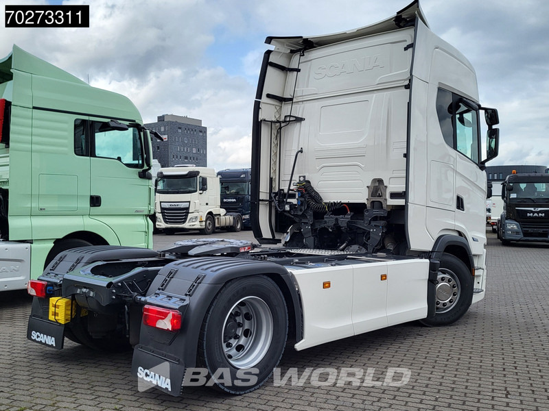 Scania S460 4X2 NEW! Retarder 2x Tanks ACC Navi Standklima - Vlačilec: slika 3 Scania S460 4X2 NEW! Retarder 2x Tanks ACC Navi Standklima - Vlačilec: slika 3
