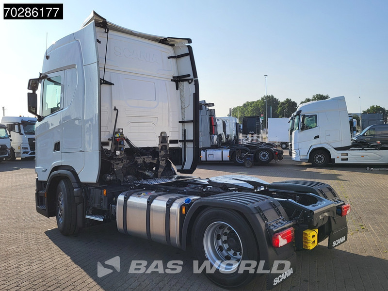 Scania S500 S 4X2 NEW! Retarder 2x Tanks Standklima ACC - Vlačilec: slika 2 Scania S500 S 4X2 NEW! Retarder 2x Tanks Standklima ACC - Vlačilec: slika 2