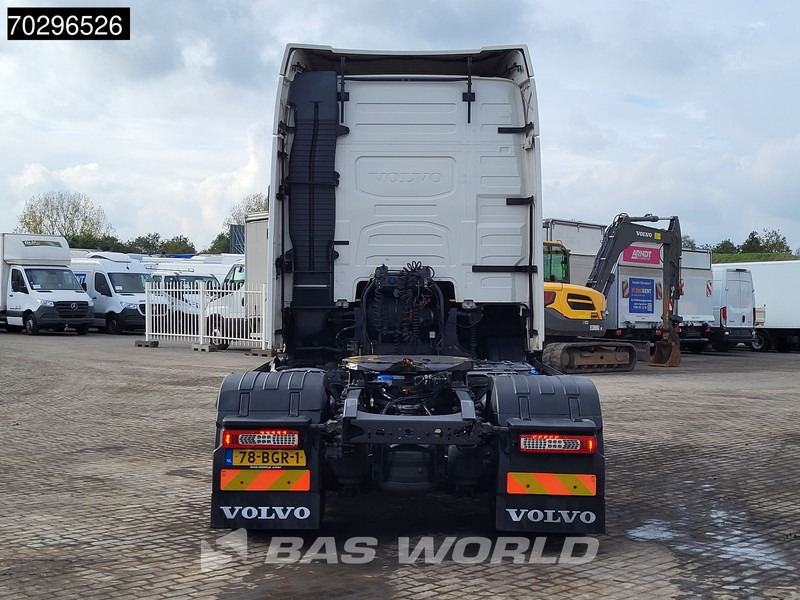 Volvo FH 460 FH 4X2 NL-Truck APK VEB+ VDS 2x Tanks Xenon ACC Euro 6 - Vlačilec: slika 3 Volvo FH 460 FH 4X2 NL-Truck APK VEB+ VDS 2x Tanks Xenon ACC Euro 6 - Vlačilec: slika 3