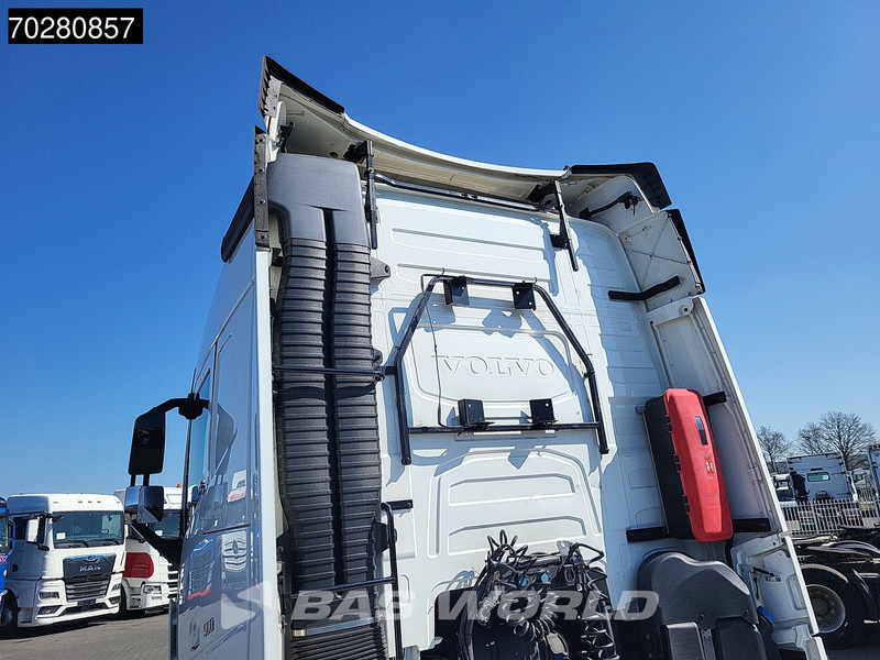 Volvo FH 500 4X2 Mega VEB+ 2x Tanks I-ParkCool Navi Xenon - Vlačilec: slika 5 Volvo FH 500 4X2 Mega VEB+ 2x Tanks I-ParkCool Navi Xenon - Vlačilec: slika 5