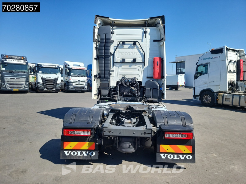 Volvo FH 500 4X2 Mega VEB+ 2x Tanks I-ParkCool Navi Xenon - Vlačilec: slika 3 Volvo FH 500 4X2 Mega VEB+ 2x Tanks I-ParkCool Navi Xenon - Vlačilec: slika 3