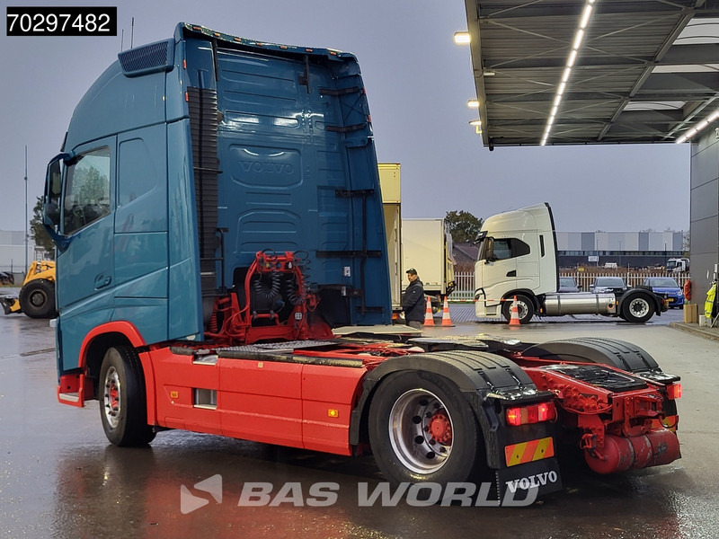 Volvo FH 500 4X2 XL I-ParkCool 2xTanks Euro 6 - Vlačilec: slika 2 Volvo FH 500 4X2 XL I-ParkCool 2xTanks Euro 6 - Vlačilec: slika 2