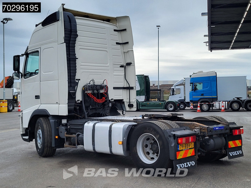 Volvo FH 500 FH 4X2 XL VEB+ 2x Tanks EEV - Vlačilec: slika 2 Volvo FH 500 FH 4X2 XL VEB+ 2x Tanks EEV - Vlačilec: slika 2
