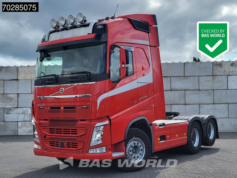 Volvo FH 540 FH 6X4 Retarder Xenon Dynamic Steering Big-Axle Hydraulic Navi ACC Euro 6 - Vlačilec: slika 1 Volvo FH 540 FH 6X4 Retarder Xenon Dynamic Steering Big-Axle Hydraulic Navi ACC Euro 6 - Vlačilec: slika 1