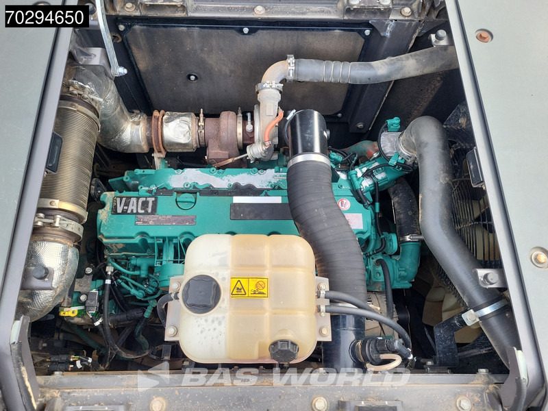 Bager goseničar Volvo EC250 E L: slika 18
