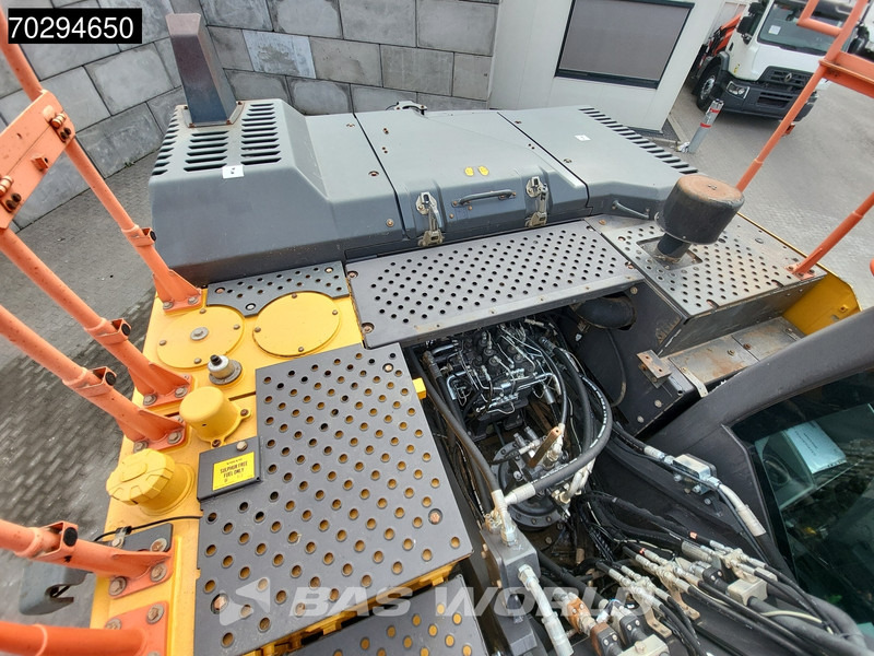 Bager goseničar Volvo EC250 E L: slika 20