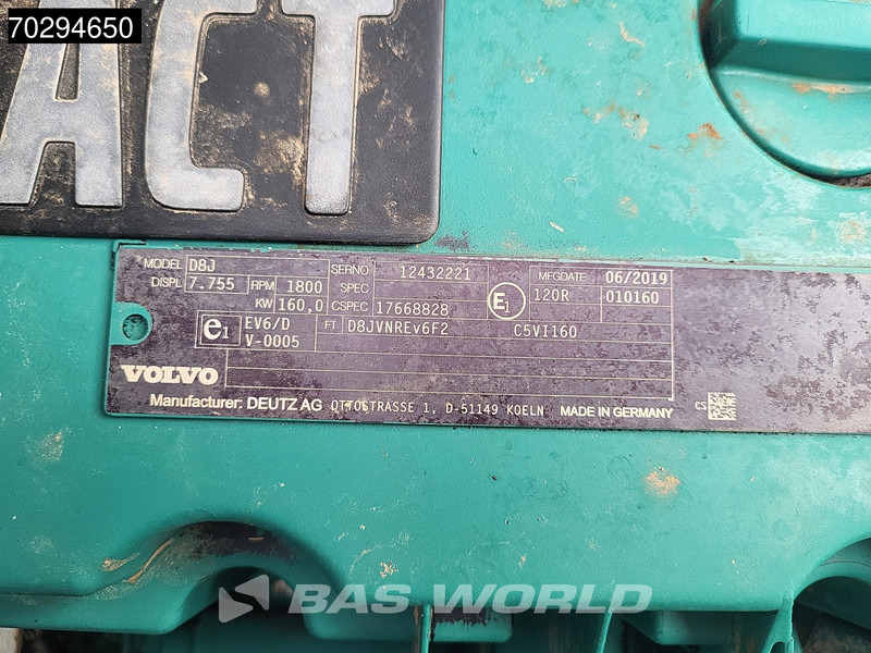 Bager goseničar Volvo EC250 E L: slika 19